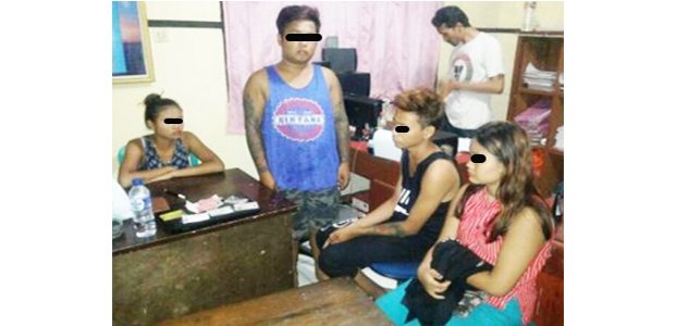 Bawa Kabur Mobil Curian, 4 Remaja Asal Jabar Tertangkap di Pelabuhan Banyuwangi Bawa Kabur Mobil Curian, 4 Remaja Asal Jabar Tertangkap di Pelabuhan Banyuwangi
