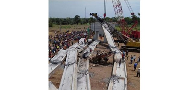 Girder Flyover Proyek Tol Paspro Ambruk, Seorang Tewas dan 2 Orang Lainnya Terluka Girder Flyover Proyek Tol Paspro Ambruk, Seorang Tewas dan 2 Orang Lainnya Terluka
