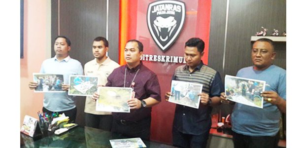 Kasus Pembunuhan di Geluran Sidoarjo, Polda Jatim Kembali Tangkap 4 Pelaku Kasus Pembunuhan di Geluran Sidoarjo, Polda Jatim Kembali Tangkap 4 Pelaku
