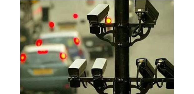 Kota Surabaya Akan Berlakukan Tilang Berdasarkan Pantauan CCTV Kota Surabaya Akan Berlakukan Tilang Berdasarkan Pantauan CCTV