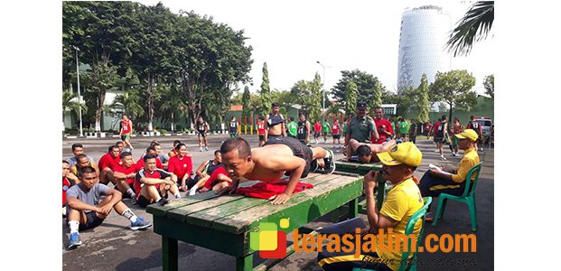 Penentu Kenaikan Pangkat, Ratusan Prajurit Ikuti Tes Garjas Penentu Kenaikan Pangkat, Ratusan Prajurit Ikuti Tes Garjas