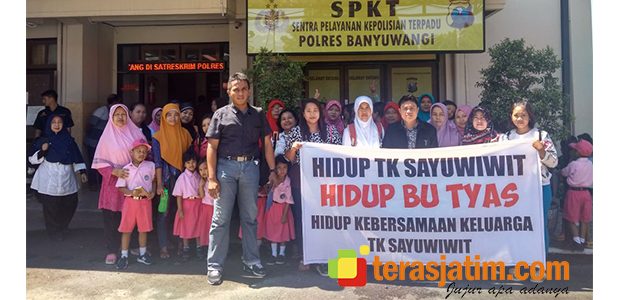 2 Guru TK di Banyuwangi Diadukan Wali Murid ke Polisi 2 Guru TK di Banyuwangi Diadukan Wali Murid ke Polisi