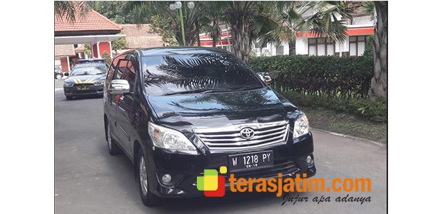 2 Jam Geledah Rumah Dinas Walikota Blitar, KPK Sita Kunci Brankas 2 Jam Geledah Rumah Dinas Walikota Blitar, KPK Sita Kunci Brankas