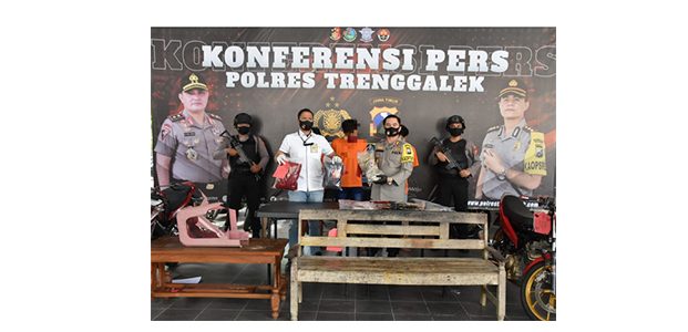 4 Orang Perusak Warung di Ngadirejo Trenggalek Dibekuk Polisi 4 Orang Perusak Warung di Ngadirejo Trenggalek Dibekuk Polisi