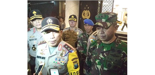6 Terduga Teroris di Blitar dan Tulungagung Berencana Serang Bank dan Polsek 6 Terduga Teroris di Blitar dan Tulungagung Berencana Serang Bank dan Polsek