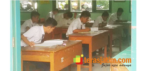 8 Siswa Binaan Lapas Blitar, Ikuti Unas SMP 8 Siswa Binaan Lapas Blitar, Ikuti Unas SMP