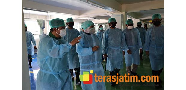 Tekan Lonjakan Pandemi di Jatim, Tenaga Kesehatan Akan Ditambah Tekan Lonjakan Pandemi di Jatim, Tenaga Kesehatan Akan Ditambah