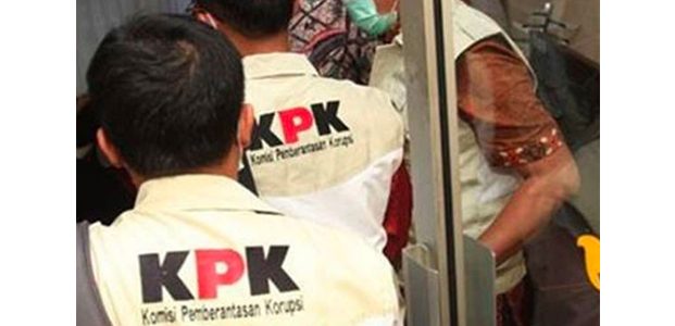 KPK Gelar OTT di Surabaya, Siapa Saja yang Terciduk?