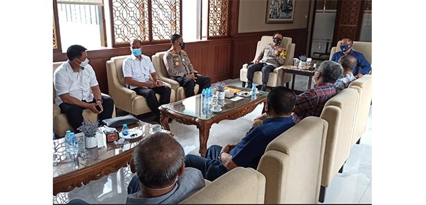 Perangi Berita Hoaks, Kapolda Gandeng PWI Jatim Perangi Berita Hoaks, Kapolda Gandeng PWI Jatim