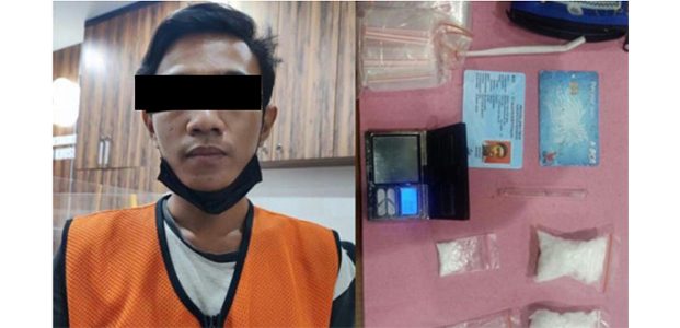 Nyambi Edarkan Sabu, Pegawai Pabrik asal Sidoarjo Ditangkap Polisi Surabaya