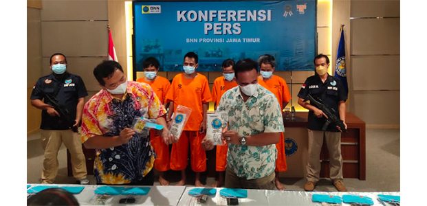 Komplotan Pengedar Sabu Jaringan Surabaya-Lamongan Dicokok