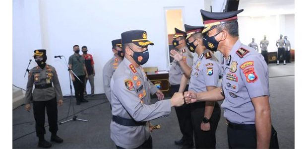302 Anggota Polrestabes Surabaya Naik Pangkat, Kasat Reskrim dan Kasatresnarkoba Resmi Sandang Pangkat AKBP
