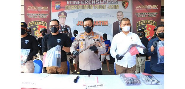 3 Pelaku Sindikat Curat di Sejumlah Kota di Jatim Dibekuk 3 Pelaku Sindikat Curat di Sejumlah Kota di Jatim Dibekuk