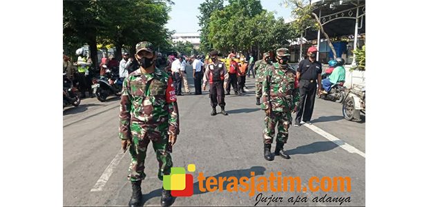 Razia Prokes di Pegirian Surabaya, 55 Pelanggar Didenda Razia Prokes di Pegirian Surabaya, 55 Pelanggar Didenda