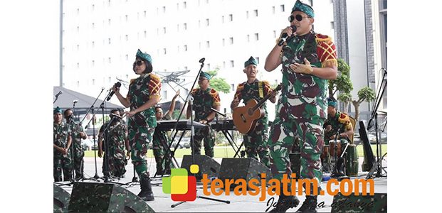 Grup Band Kodam Brawijaya Jadi Jawara Parade Band TNI-AD 2022 Grup Band Kodam Brawijaya Jadi Jawara Parade Band TNI-AD 2022