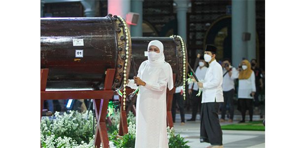 Forkopimda Jatim Gelar Parade Bedug dan Takbiran di Masjid Al-Akbar Surabaya
