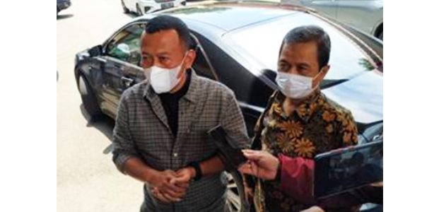 Terkait Tuduhan Ijazah Palsu, Bupati Ponorogo Penuhi Panggilan Penyidik Ditreskrimum Polda Jatim Terkait Tuduhan Ijazah Palsu, Bupati Ponorogo Penuhi Panggilan Penyidik Ditreskrimum Polda Jatim