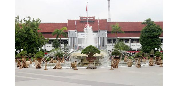2 Tahun Terhenti Akibat Covid-19, Shalat Ied Kembali Digelar di Taman Surya Surabaya