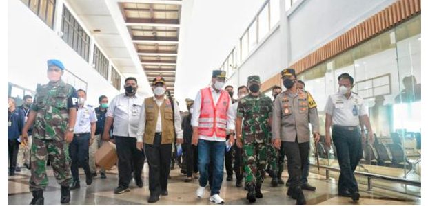 Antisipasi Kedatangan Pekerja Migran Indonesia, Menhub Tinjau Bandara Juanda dan Terminal Purabaya Antisipasi Kedatangan Pekerja Migran Indonesia, Menhub Tinjau Bandara Juanda dan Terminal Purabaya