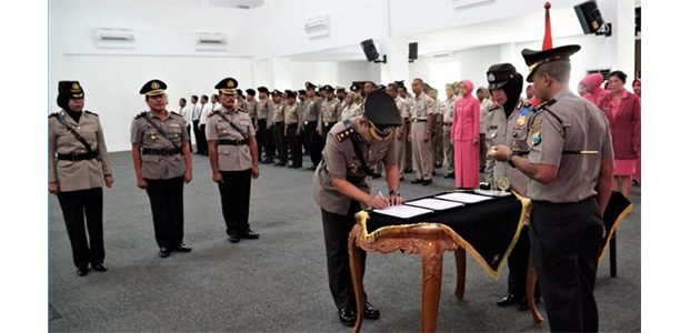 AKBP Indra Mardiana Resmi Jabat Kasat Reskoba Polrestabes Surabaya AKBP Indra Mardiana Resmi Jabat Kasat Reskoba Polrestabes Surabaya