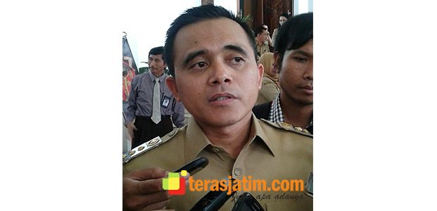 Banyuwangi Akan Steril dari Baliho dan Spanduk Iklan Rokok Banyuwangi Akan Steril dari Baliho dan Spanduk Iklan Rokok