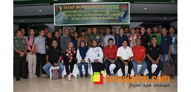 Ajak Jaga Kondusifitas Wilayah, Danrem Bhaskara Jaya Tatap Muka dengan Insan Pers Ajak Jaga Kondusifitas Wilayah, Danrem Bhaskara Jaya Tatap Muka dengan Insan Pers