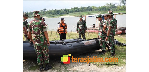 Antisipasi Bencana di Ngawi, Yonarmed 12 Divif 2 Kostrad Gelar latihan Penanggulangan Bencana Alam