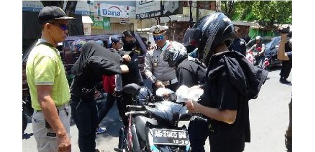 Antisipasi Kerawanan, Aparat Gabungan Lakukan Pengamanan Suro di Madiun Antisipasi Kerawanan, Aparat Gabungan Lakukan Pengamanan Suro di Madiun