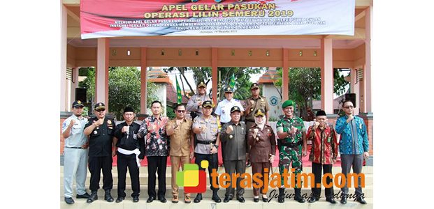 Aparat Keamanan Jamin Perayaan Nataru di Lamongan Berjalan Aman Aparat Keamanan Jamin Perayaan Nataru di Lamongan Berjalan Aman