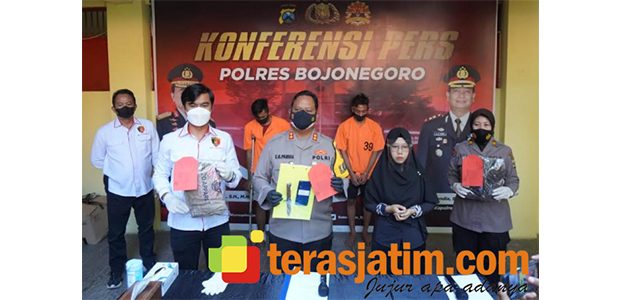 Tusuk Korbannya Hingga Tewas, 2 Jambret asal Kanor Bojonegoro Dilumpuhkan Tusuk Korbannya Hingga Tewas, 2 Jambret asal Kanor Bojonegoro Dilumpuhkan