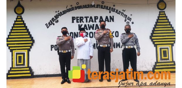 Satlantas Polres Bojonegoro Gelar ‘Polantas Sejati’ di Ponpes Al-Munawwar Dander Satlantas Polres Bojonegoro Gelar ‘Polantas Sejati’ di Ponpes Al-Munawwar Dander