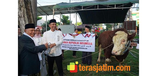 Momen Idul Adha 1446 H, Bupati Bojonegoro Ajak Teladani Nabi Ibrahim Momen Idul Adha 1446 H, Bupati Bojonegoro Ajak Teladani Nabi Ibrahim