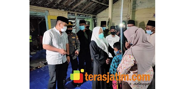 Forkopimda Bojonegoro Takziah.ke Rumah Keluarga Korban Jebakan Tikus di Kanor Forkopimda Bojonegoro Takziah.ke Rumah Keluarga Korban Jebakan Tikus di Kanor
