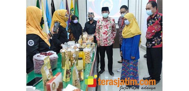 Wabup Bojonegoro Hadiri Bimbingan Sertifikasi Halal UMKM Wabup Bojonegoro Hadiri Bimbingan Sertifikasi Halal UMKM