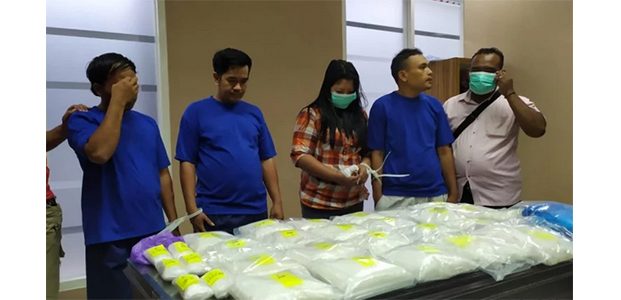 BNN Jatim Gagalkan Penyelundupan Sabu 25 Kg ke Sampang Madura BNN Jatim Gagalkan Penyelundupan Sabu 25 Kg ke Sampang Madura