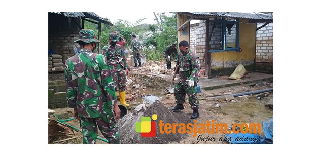 Banjir di Wilayah Paciran Lamongan Mulai Surut Banjir di Wilayah Paciran Lamongan Mulai Surut
