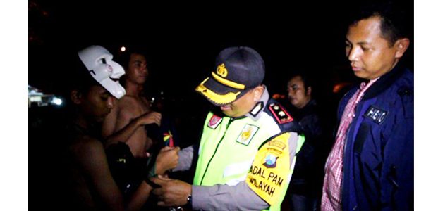Bawa Sabuk Yang Dipasangi Gir, 3 Remaja Bertato Terjaring Razia Polisi Bawa Sabuk Yang Dipasangi Gir, 3 Remaja Bertato Terjaring Razia Polisi