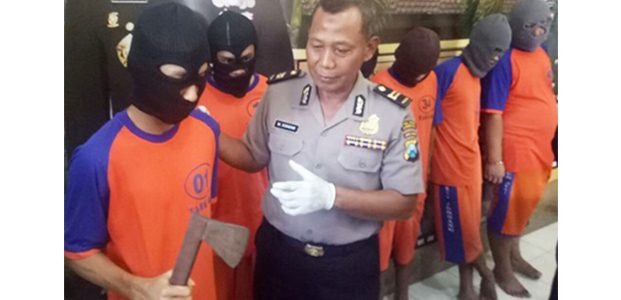 Begal Teman Sendiri, 6 Pria Dibekuk Buser Polres Jombang Begal Teman Sendiri, 6 Pria Dibekuk Buser Polres Jombang