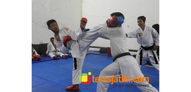 Bela Diri Karate Mampu Cetak Karakter Sejak Dini Bela Diri Karate Mampu Cetak Karakter Sejak Dini