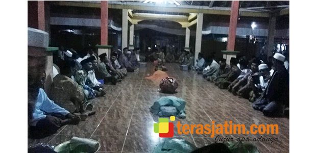 Beragam Cara Dilakukan Warga Bojonegoro di Malam Kemerdekaan Beragam Cara Dilakukan Warga Bojonegoro di Malam Kemerdekaan