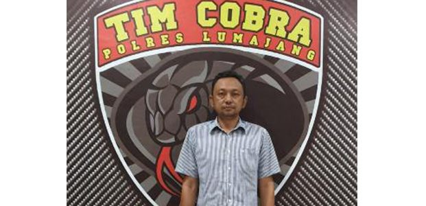 Berebut Tambang Pasir, Pria ini Aniaya Mantan Kades Pasrujambe Lumajang Berebut Tambang Pasir, Pria ini Aniaya Mantan Kades Pasrujambe Lumajang