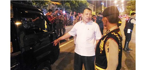 Berniat Kulakan Buah, Pria ini Meninggal Saat Mengemudikan Mobilnya di Tengah Jalan Berniat Kulakan Buah, Pria ini Meninggal Saat Mengemudikan Mobilnya di Tengah Jalan
