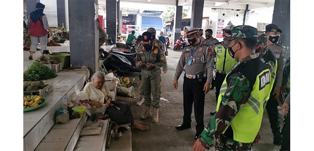 Jelang PPKM di Kota Blitar, Petugas Gabungan Gencar Lakukan Operasi Yustisi