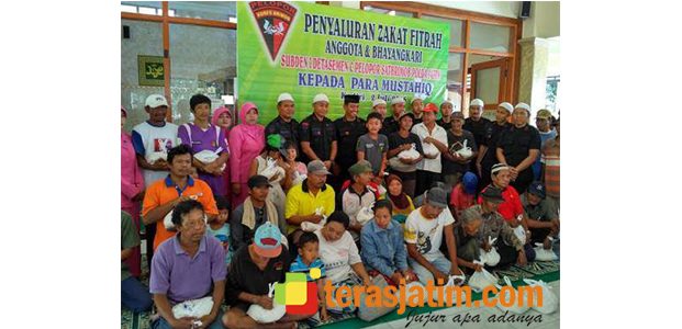 Brimob Kediri Berbagi Brimob Kediri Berbagi