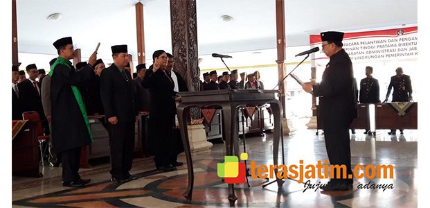 Bupati Blitar Akhirnya Lantik Direktur RSUD Ngudi Waluyo dan Pejabat Administrasi Bupati Blitar Akhirnya Lantik Direktur RSUD Ngudi Waluyo dan Pejabat Administrasi