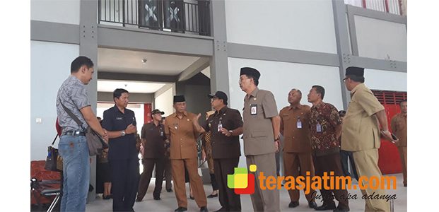 Bupati Blitar Tinjau Pembangunan Pasar Kanigoro Bupati Blitar Tinjau Pembangunan Pasar Kanigoro
