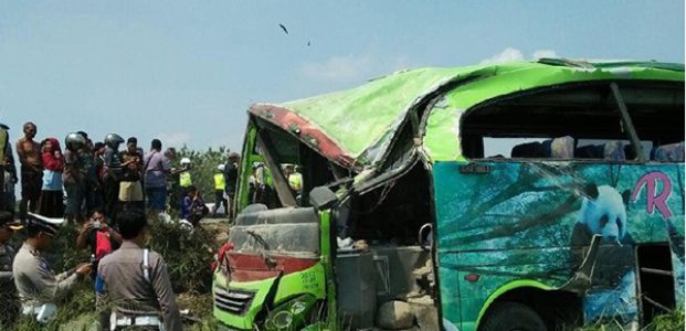 Bus Restu Terguling di Ring Road Mojoagung Jombang, Sang Sopir Jadi Tersangka