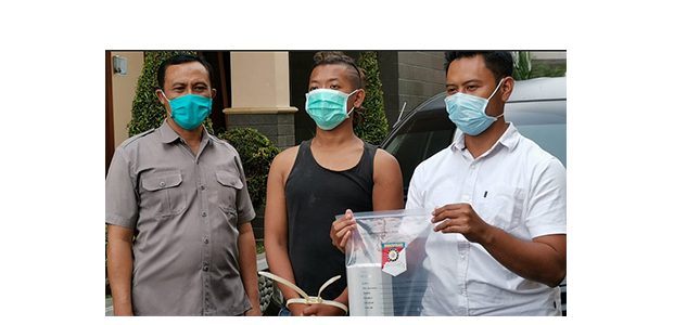Butuh Uang Untuk Beli Susu Anak, Pencari Bekicot ini Nekat Curi HP Butuh Uang Untuk Beli Susu Anak, Pencari Bekicot ini Nekat Curi HP