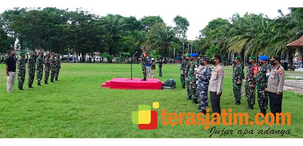 Jelang Kunjungan Wapres, Apel Pasukan Pengamanan Digelar di Banyuwangi dan Situbondo Jelang Kunjungan Wapres, Apel Pasukan Pengamanan Digelar di Banyuwangi dan Situbondo
