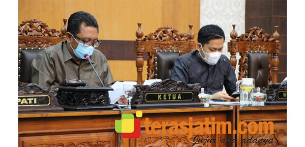 Fraksi DPRD Banyuwangi Berbeda Pendapat, Hak Interpelasi Sengketa Tapal Batas Ijen Gagal Fraksi DPRD Banyuwangi Berbeda Pendapat, Hak Interpelasi Sengketa Tapal Batas Ijen Gagal